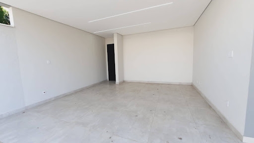 Casa de Condomínio à venda com 3 quartos, 167m² - Foto 2