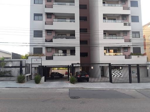 Apartamento à venda com 2 quartos, 61m² - Foto 1