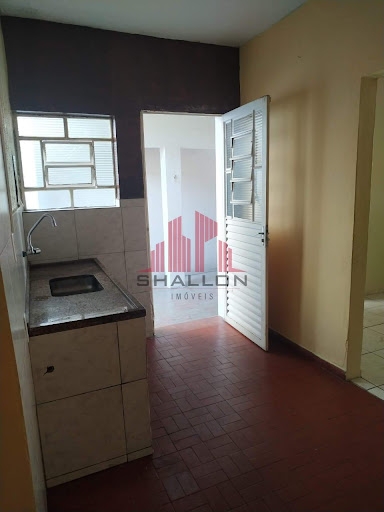 Casa à venda com 2 quartos, 317m² - Foto 3