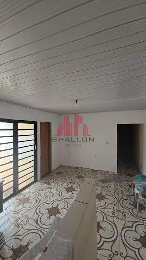 Casa à venda com 3 quartos, 150m² - Foto 1