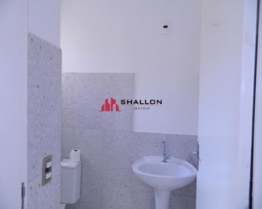 Casa à venda com 2 quartos, 50m² - Foto 2