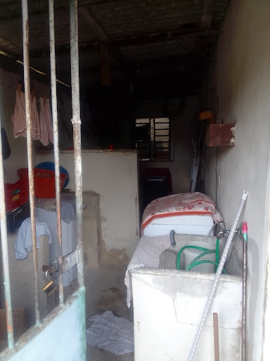 Casa à venda com 2 quartos, 79m² - Foto 11