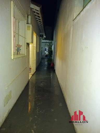 Casa à venda com 2 quartos, 80m² - Foto 9