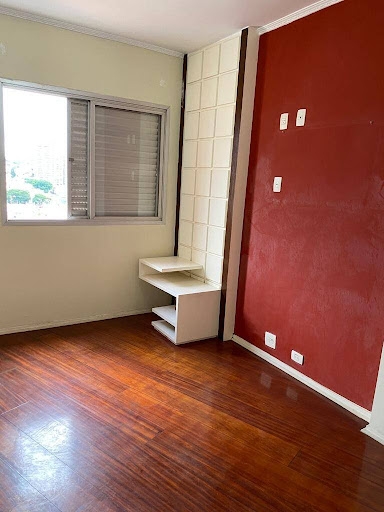 Apartamento à venda com 3 quartos, 139m² - Foto 2