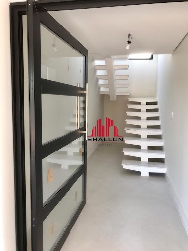Casa de Condomínio à venda com 3 quartos, 307m² - Foto 3
