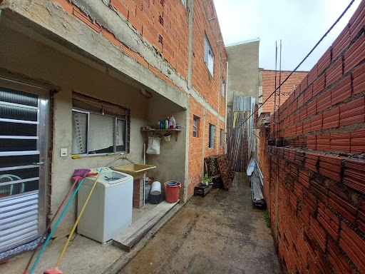 Sobrado à venda com 4 quartos, 180m² - Foto 2