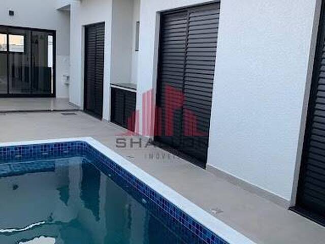 #557 - Casa em condomínio para Venda em Sorocaba - SP