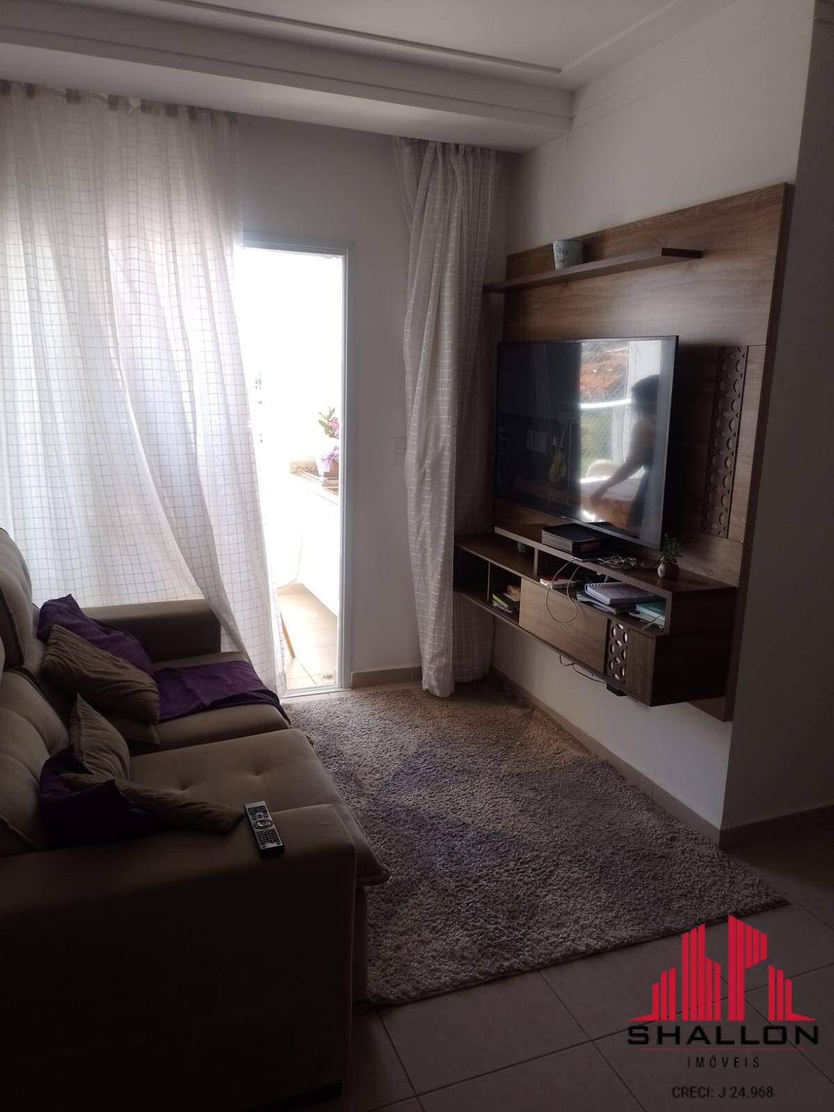Apartamento à venda com 2 quartos, 72m² - Foto 1