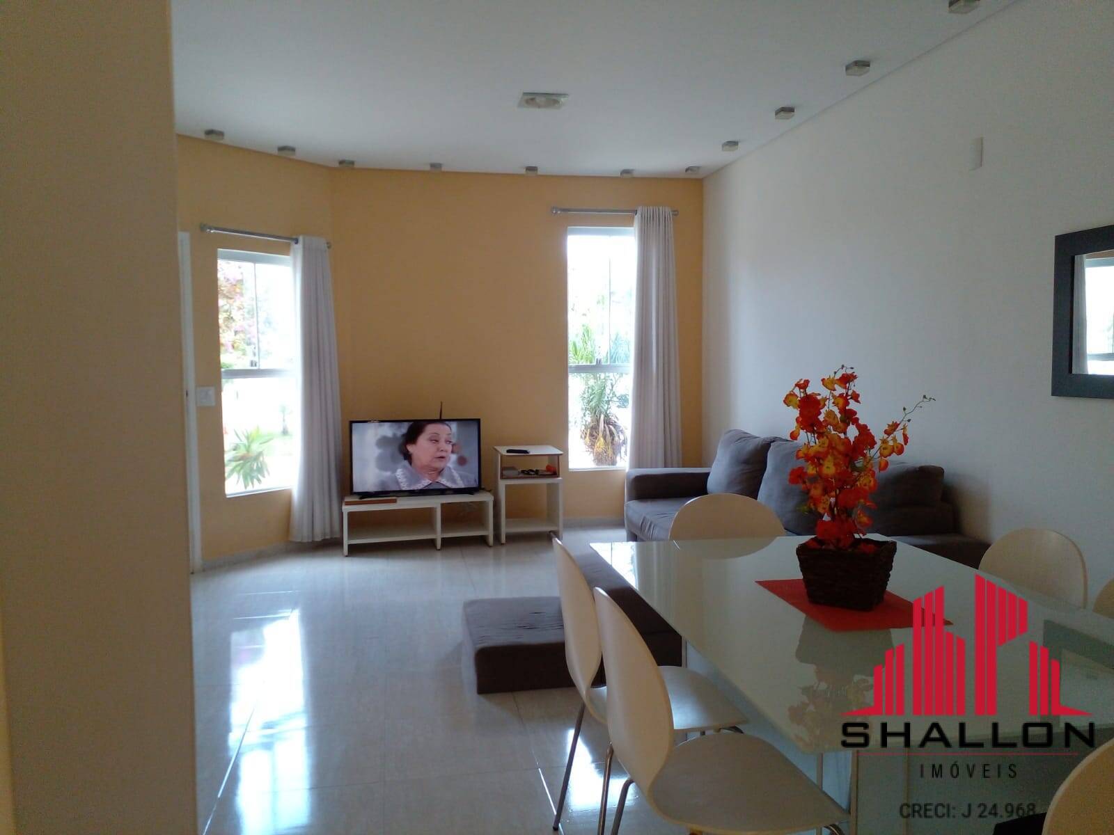 Casa de Condomínio à venda e aluguel com 2 quartos, 80m² - Foto 2